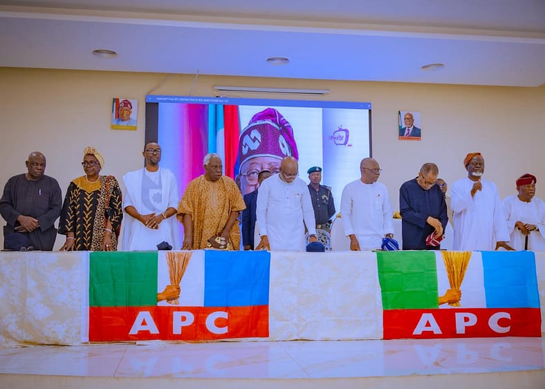 2027: Aiyedatiwa hosts APC elders, rallies support for Tinubu, other APC candidates